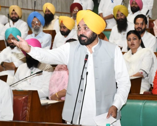 पंजाब सरकार आज अपना पहला बजट पेश करेगी।