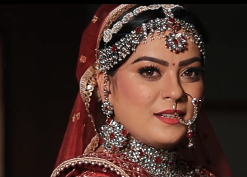 नहीं था खुशी का ठिकाना आया निधि झा की विदाई का वीडियो शादी के 2 महीने बाद सामने , नहीं था खुशी का ठिकाना आया निधि झा की विदाई का वीडियो शादी के 2 महीने बाद सामने ,