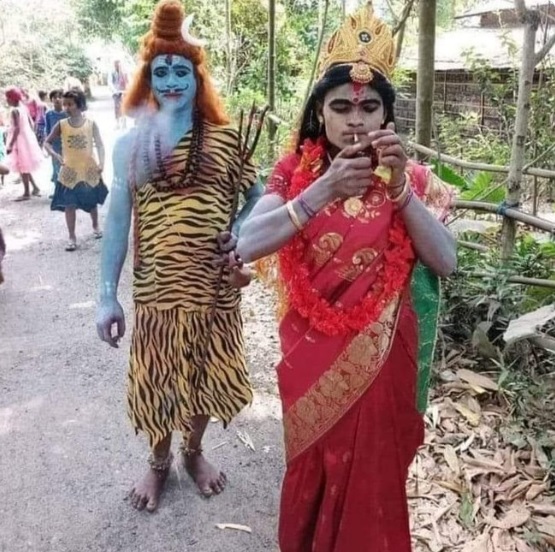 अब शिव और पार्वती की ऐसी फोटो की शेयर अब शिव और पार्वती की ऐसी फोटो की शेयर