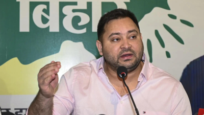 ‘बीजेपी इट सेल ईसी से पहले चुनाव की तारीखों को जानता है’: तेजशवी यादव ने ‘संस्थागत अपहरण’ का आरोप लगाया; BLAMES मोदी सरकार | भारत समाचार ‘बीजेपी इट सेल ईसी से पहले चुनाव की तारीखों को जानता है’: तेजशवी यादव ने ‘संस्थागत अपहरण’ का आरोप लगाया; BLAMES मोदी सरकार | भारत समाचार