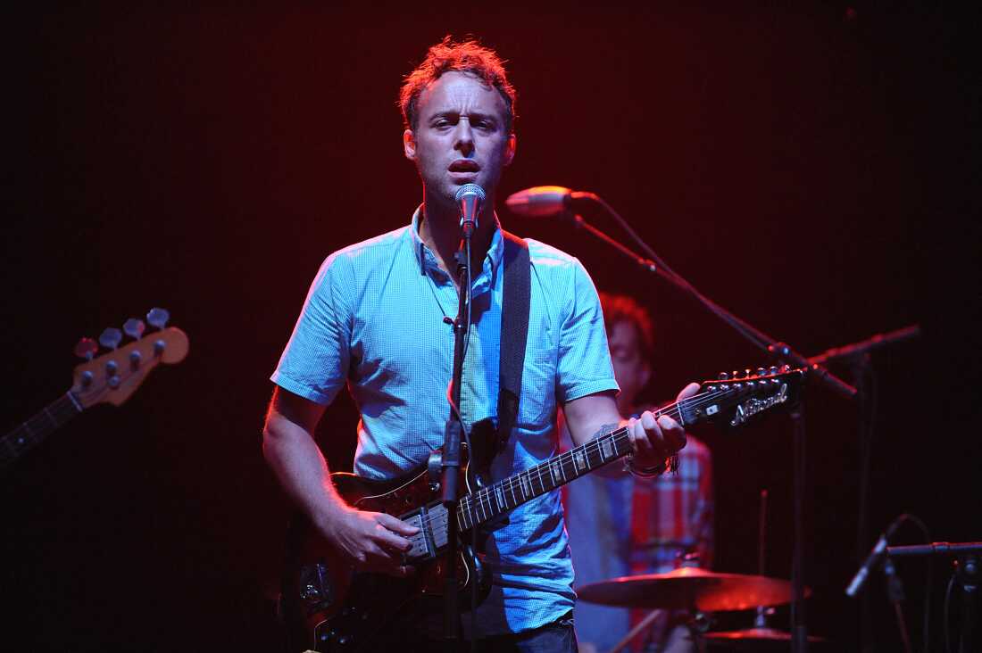 जब आपके पसंदीदा बैंड का नया गाना एआई नकली हो: एनपीआर