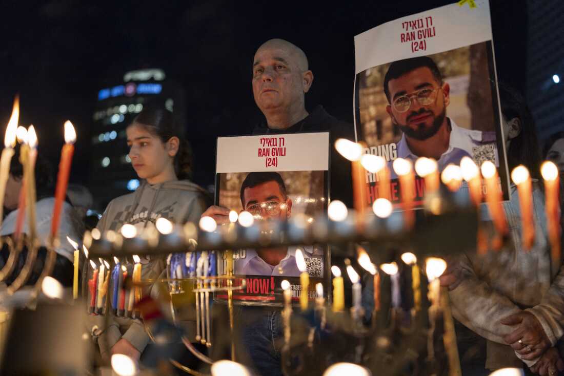 गाजा में अंतिम बंधक का शव मिला: एनपीआर